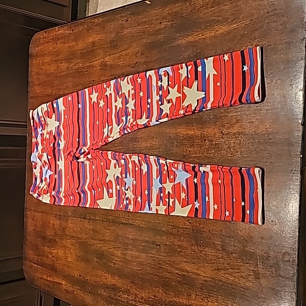 LulaRoe American Print Legging